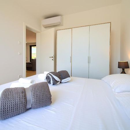 Villa Sabic By The Sea Krk Town Habitación foto