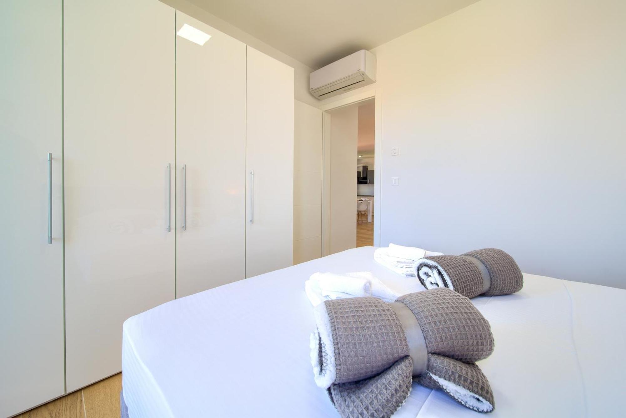 Villa Sabic By The Sea Krk Town Habitación foto